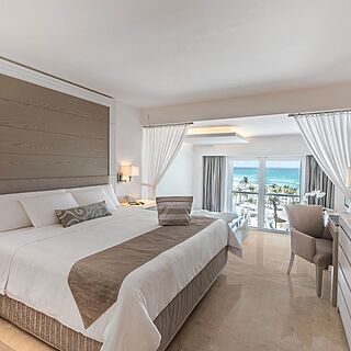 Le Blanc Spa Resort Cancun &mdash; Sample Bedroom