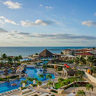 Sunrise at Moon Palace — Pool