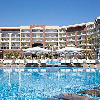 Krystal Grand Los Cabos — Pool