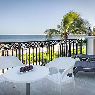 Ocean Coral & Ocean Turquesa &mdash; Sample Balcony
