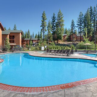 Club Wyndham South Shore — Pool and Hot Tub With Loungers