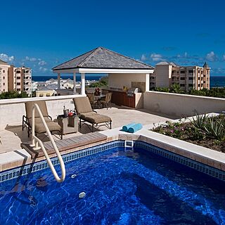 The Crane, a Hilton Grand Vacations Club — Pool