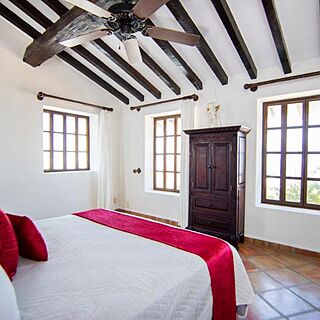 BellView Hotel Boutique — Sample Bedroom