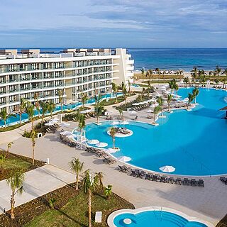 Ocean Coral Spring — Pool