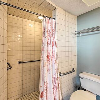 Sands Villa Resort — Sample Bathroom