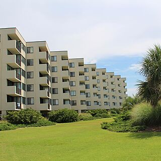 Sands Villa Resort — Exterior