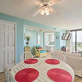 Sands Villa Resort — Sample Dining Area
