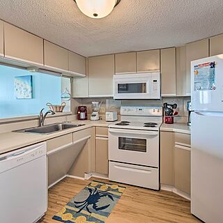Sands Villa Resort — Sample Kitchen