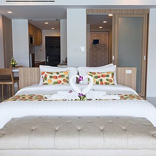 Club Unique at Patong Bay Hill Resort — Sample Bedroom