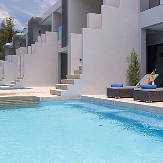 Club Unique at Patong Bay Hill Resort — Pool