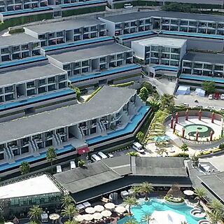 Club Unique at Patong Bay Hill Resort — Exterior