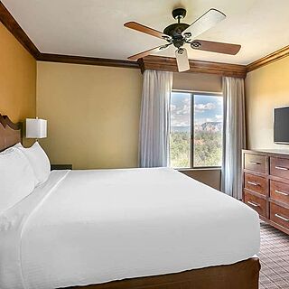 Hilton Vacation Club Sedona Summit &mdash; Sample Bedroom