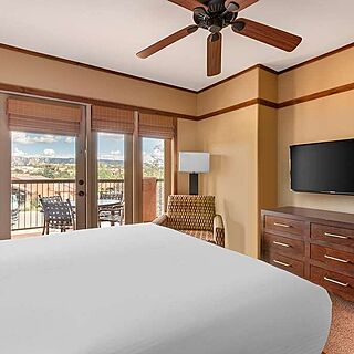 Hilton Vacation Club Sedona Summit &mdash; Sample Bedroom