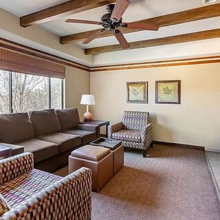 Hilton Vacation Club Sedona Summit &mdash; Sample Living Area