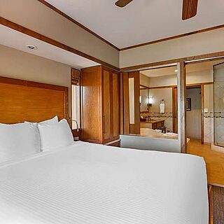 Hilton Vacation Club Sedona Summit &mdash; Sample Bedroom