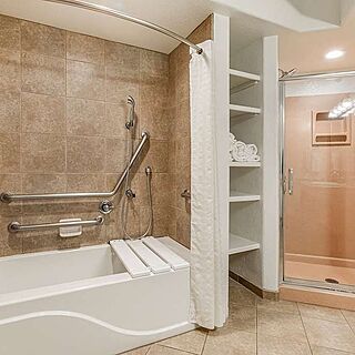 Hilton Vacation Club Sedona Summit &mdash; Sample Bathroom