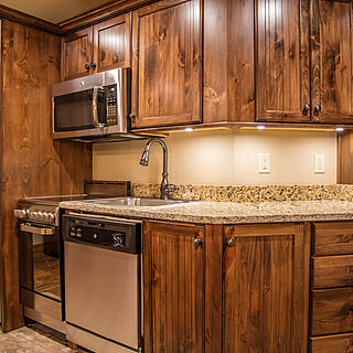 Westgate Smoky Mountain Resort & Water Park — Sample Unit Kitchen