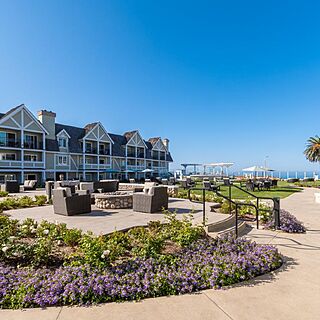 Carlsbad Inn Beach Resort — Grounds