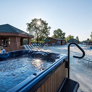Westgate Branson Woods Resort — Outdoor Spa Pool