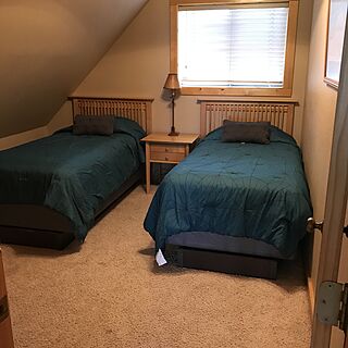 Angel Fire Cabin Share — Sample Bedroom