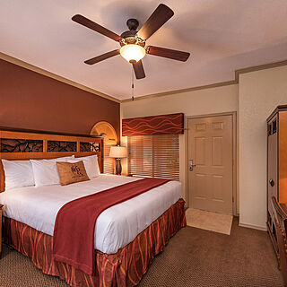 Westgate Painted Mountain Golf Resort — Sample bedroom in one- and two-bedroom villas