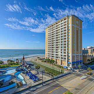 Westgate Myrtle Beach Oceanfront Resort — Exterior
