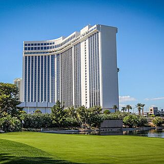 Westgate Las Vegas Resort & Casino — Property Exterior