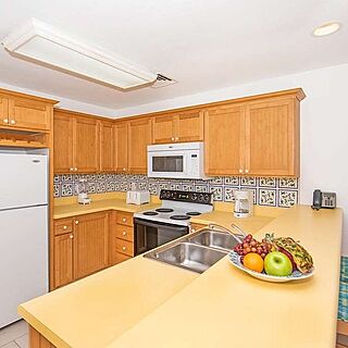 Wyndham Reef Resort — Sample Kitchen