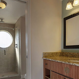 Westgate Town Center &mdash; Sample Bathroom
