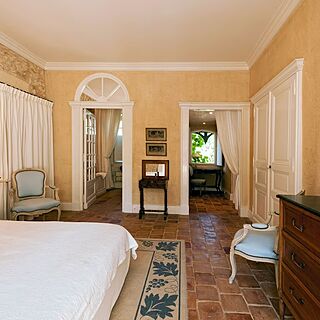 Chateau Alizes &mdash; Sample Bedroom