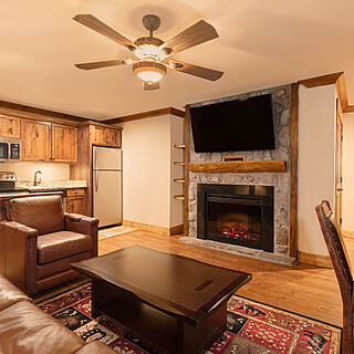 Westgate Smoky Mountain Resort & Water Park — Sample Living Area