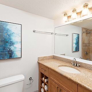 Westgate Myrtle Beach Oceanfront Resort — Sample Bathroom