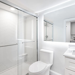 Westgate Historic Williamsburg — Sample Bathroom