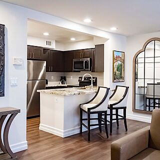 Westgate Flamingo Bay — Sample Living Room/ Kitchen