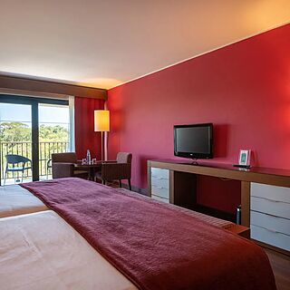 Vila Gale Cascais — Sample Bedroom