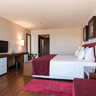Vila Gale Cascais — Sample Bedroom
