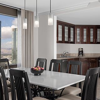 Marriott's Grand Chateau &mdash; Sample Kitchen and Dining Area