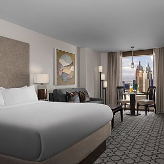 Marriott's Grand Chateau — Sample Guest Room