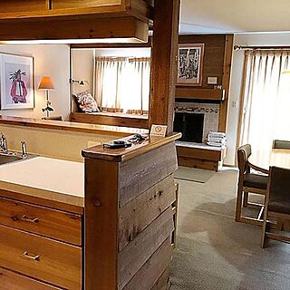 Jackson Hole Vacation Condominiums — Sample Kitchen