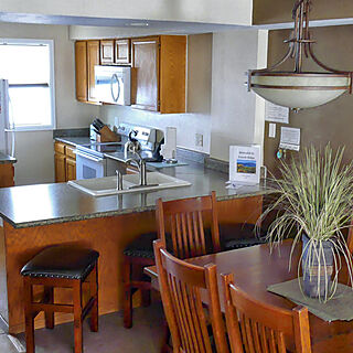 French Ridge Condominiums — Sample Dining Area