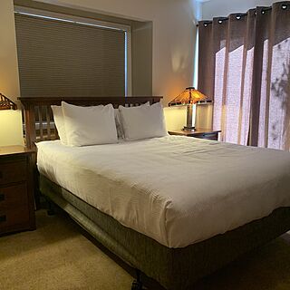 French Ridge Condominiums — Sample Bedroom