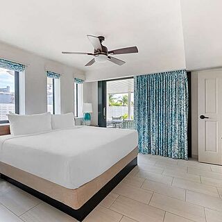 Hilton Vacation Club Royal Palm St. Maarten &mdash; Sample Bedroom