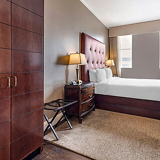 Bluegreen Downtown Nashville — Sample Bedroom