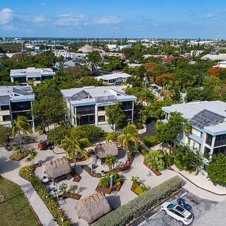 Marathon Key Beach Club — Exterior