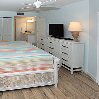 Marathon Key Beach Club — Sample Bedroom