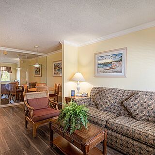 Club Destin Resort — Sample Living Area