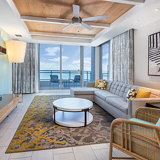 Club Wyndham Clearwater Beach Resort — Sample Living Area