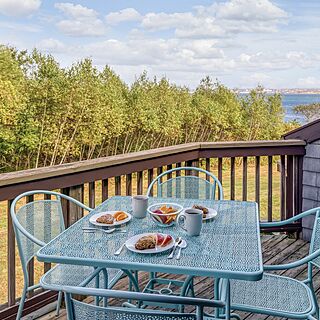 Club Wyndham Newport Overlook — Sample Balcony
