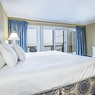 Club Wyndham Newport Overlook — Sample Bedroom