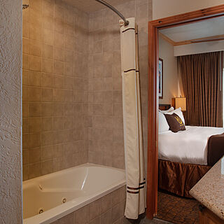 Westgate Park City Resort & Spa — Sample 4-bedroom loft bathroom